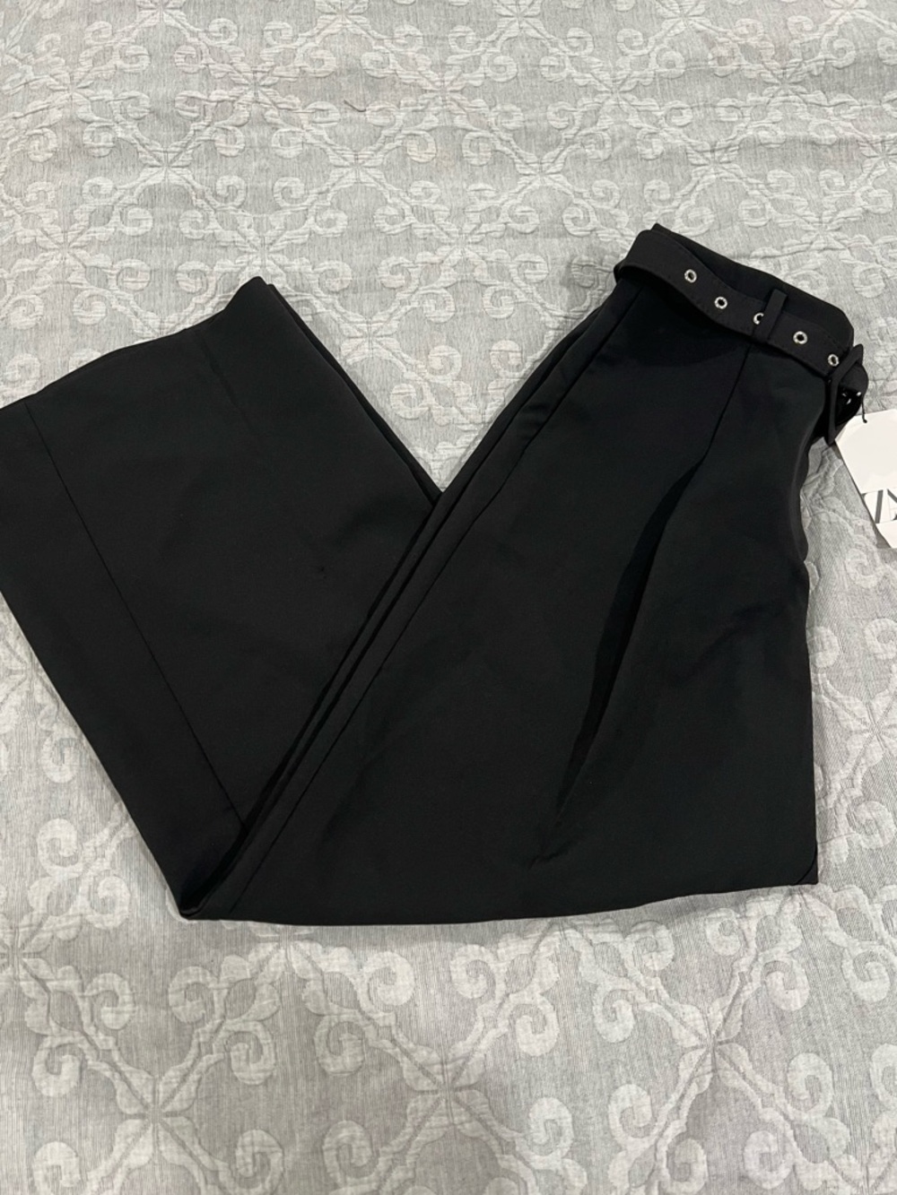Zara Black High-Waist Wide-Leg Trousers with Belt